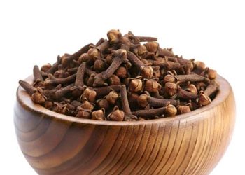আপনি জানেন কি ? মুখে লবঙ্গ রাখার উপকারিতা